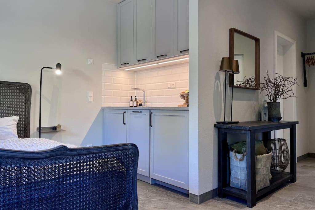 Apartment Seckenheim - Stilvoll Uebernachten Zwischen Und Heidelberg Ideal Fuer Kurztrips City Airport Mannheim